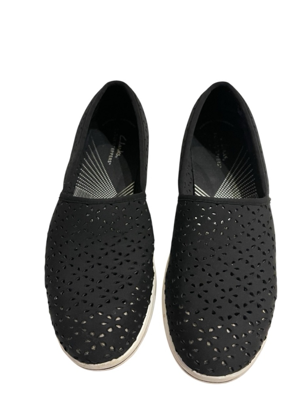 Clarks Cloudsteppers Breeze Emily Black Perforated Slip-On Women's Casual Shoes - Picture 3 of 7